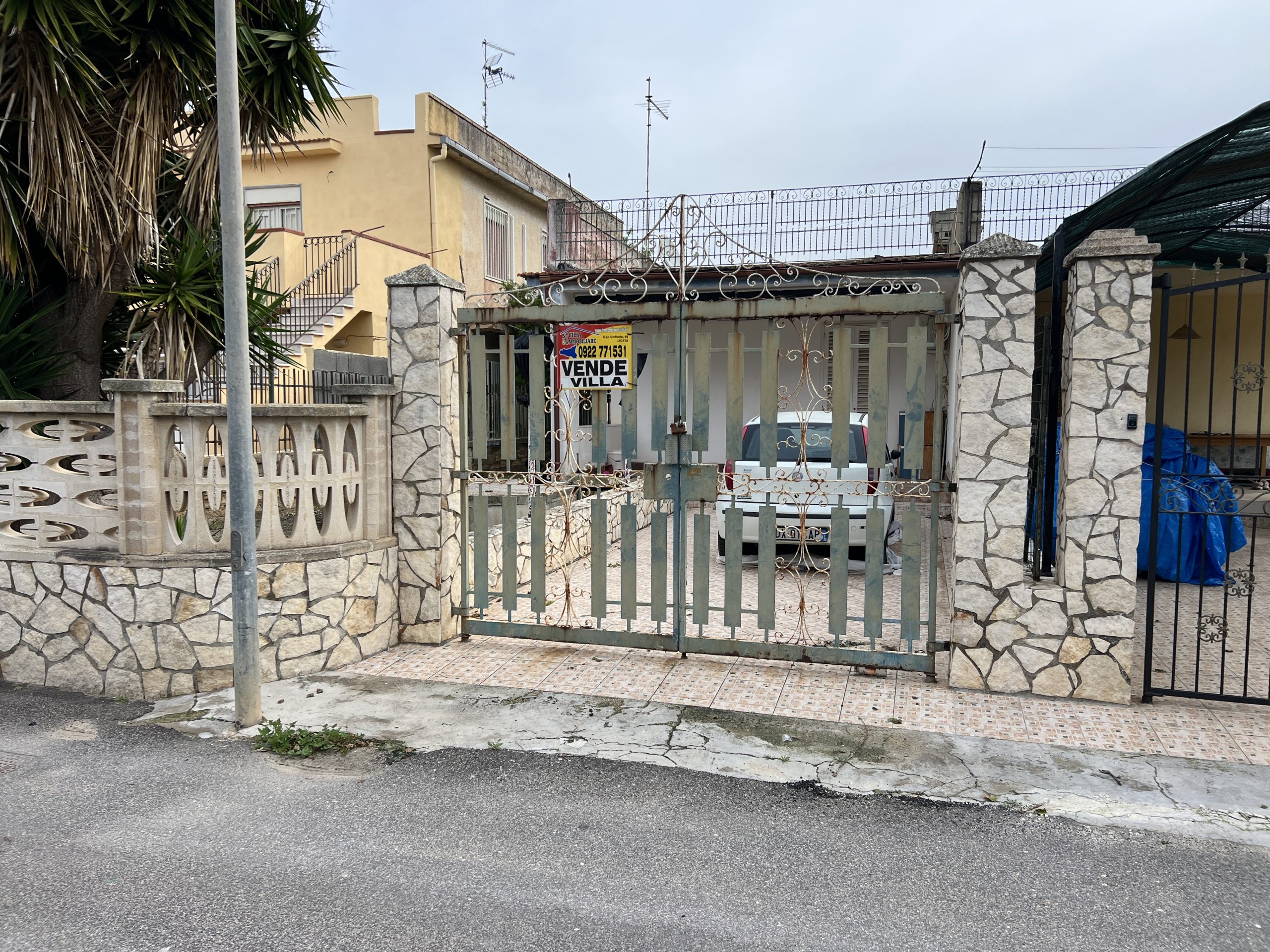 villetta in vendita in Via Soldato Scarito 12 zona Playa vicino la spiaggia