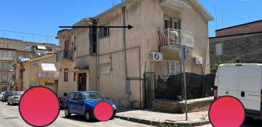 Appartamento in vendita in Via Montebello 40