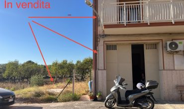 Appartamento primo piano zona via Palma