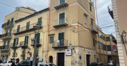 secondo, terzo e quarto piano con terrazzo corso Vottorio Emanuele