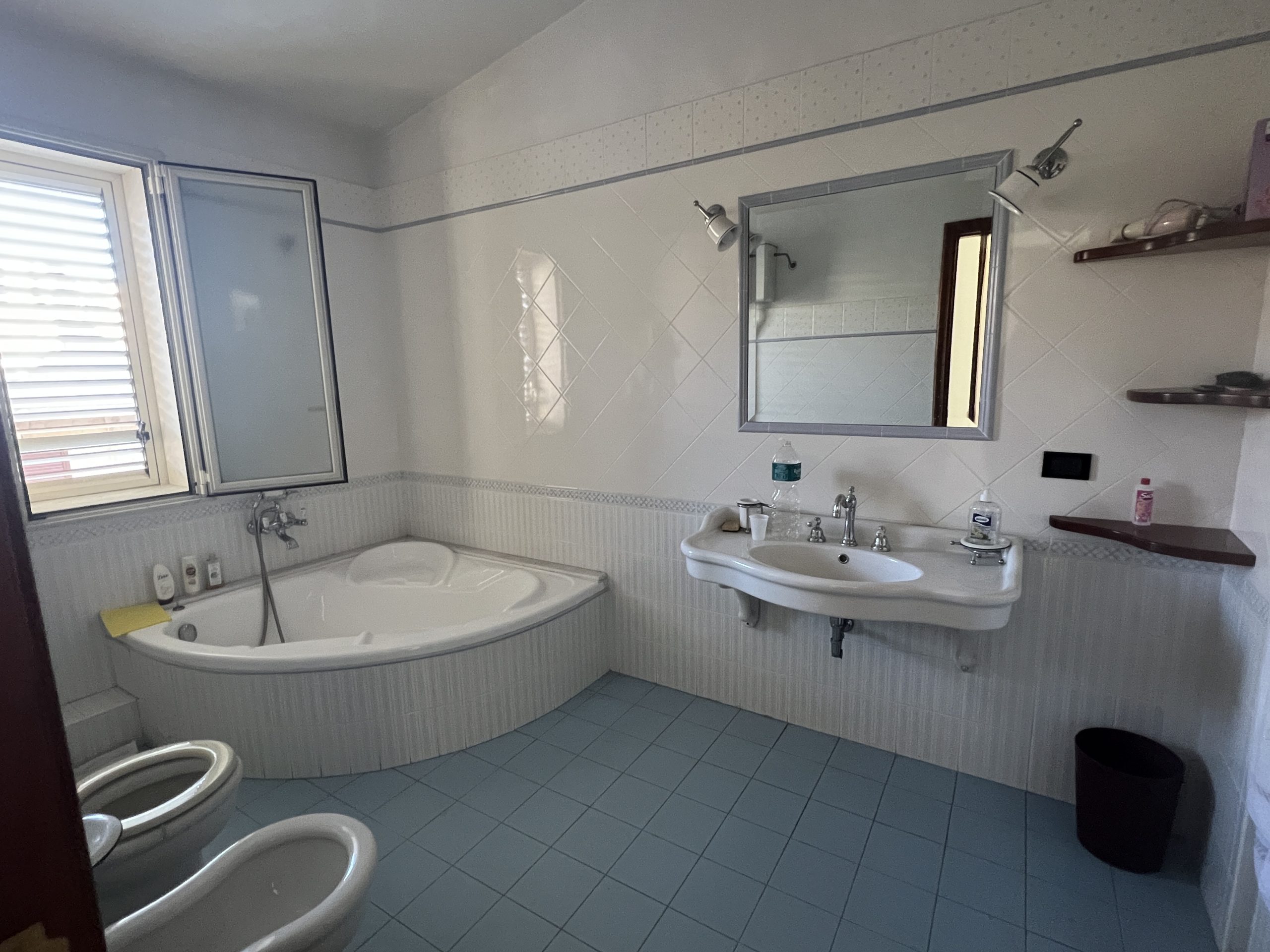 Casa indipendente con garage via Gaetano De Pasquali