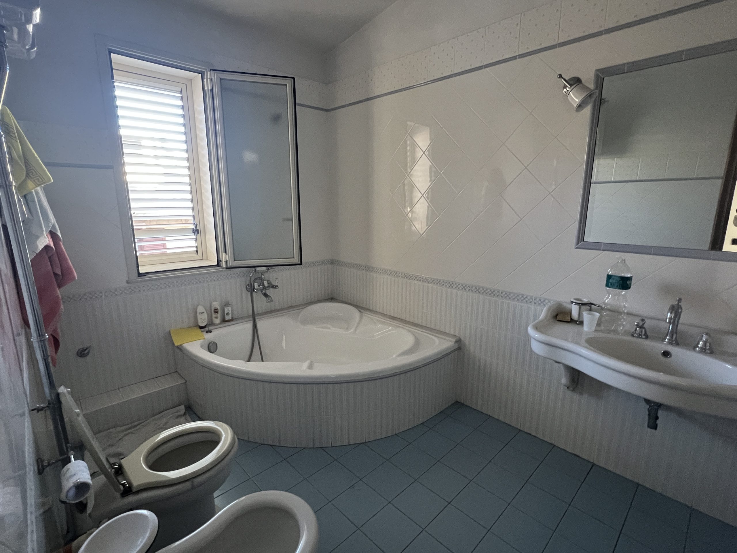 Casa indipendente con garage via Gaetano De Pasquali