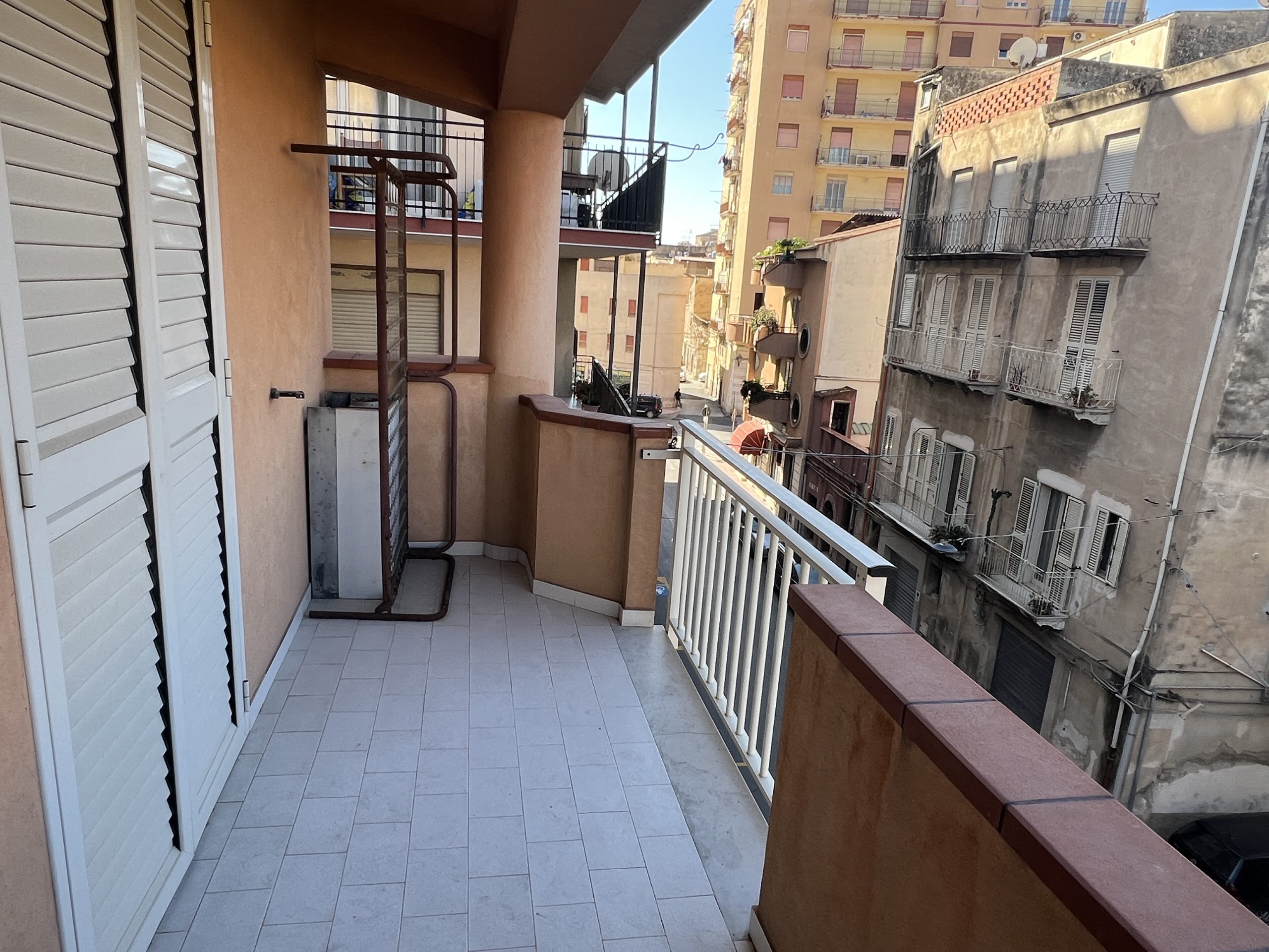 Casa indipendente con garage via Gaetano De Pasquali