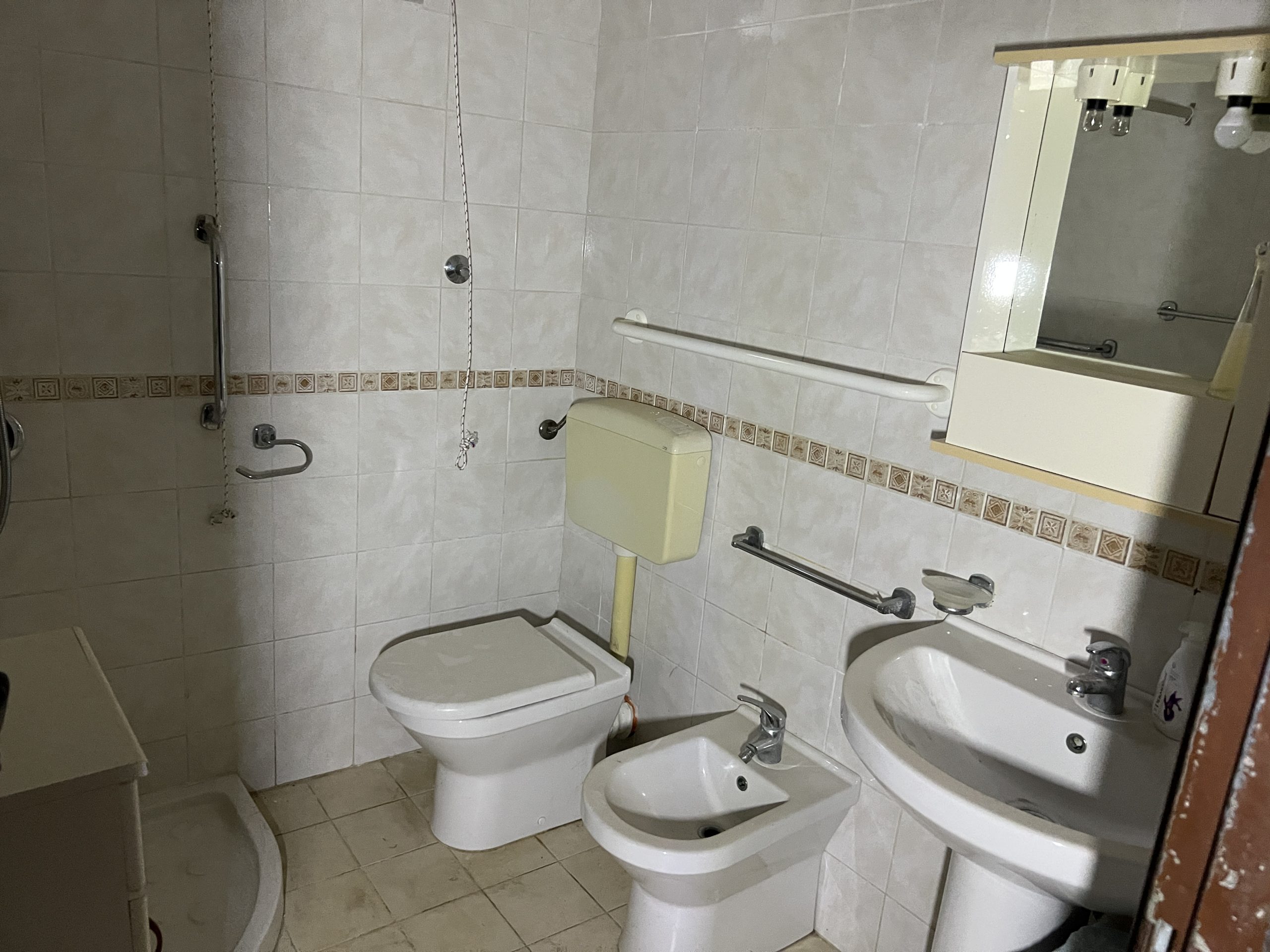 Casa indipendente cortile Ustica (zona conceria)