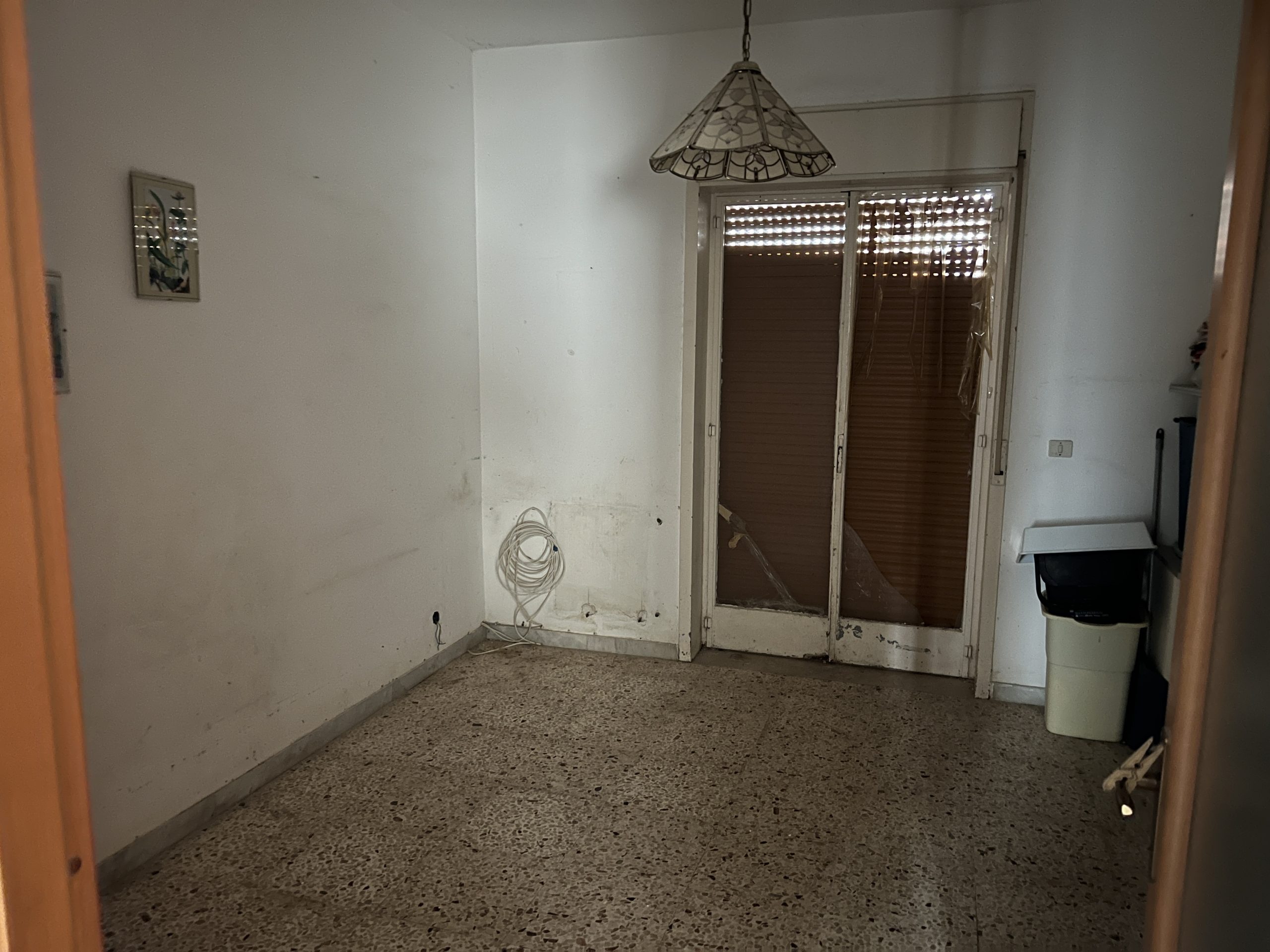 Appartamento primo piano zona villaggio dei fiori